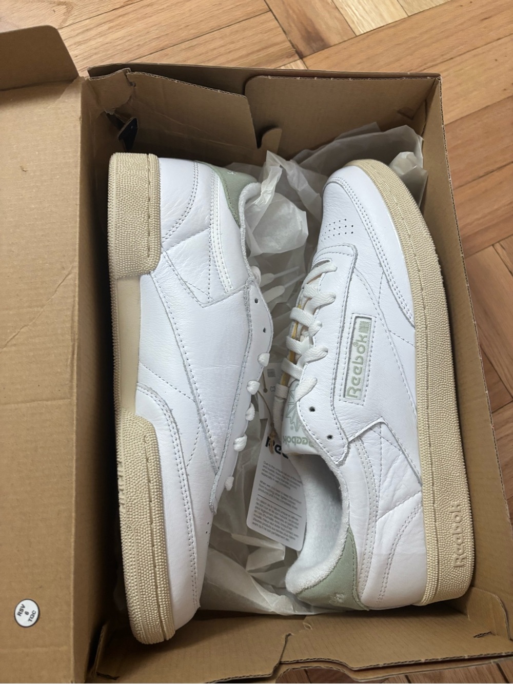 Reebok Club C 85 Vintage Sneakers Paper White Vintage Green Women's Size 11